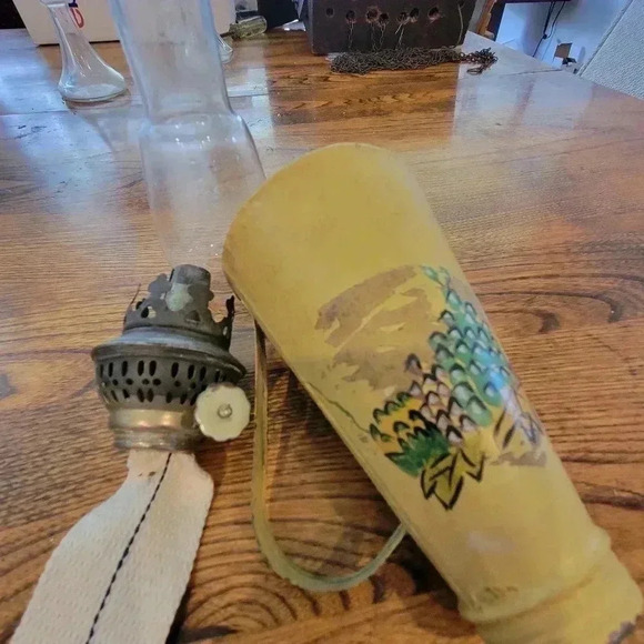 Miniature  Antique Tin Hand Painted Oil Lamp Burner & Wick - Picture 9 of 9